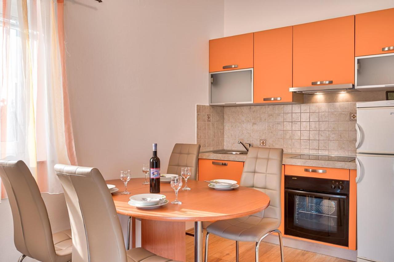 Apartments Lara Medulin Exterior photo